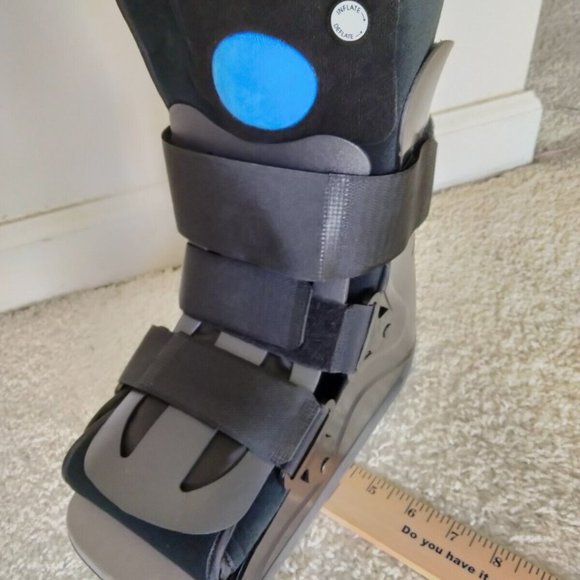 DeRoyal Short Air Pump Walking Boot - Picture 3 of 13